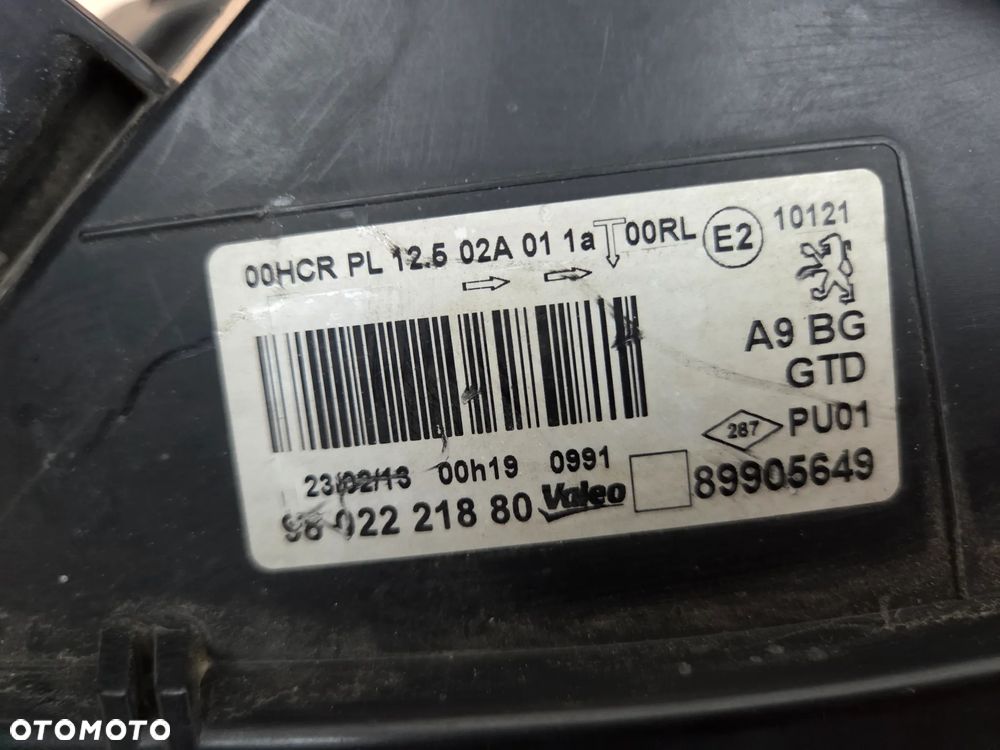 Lampa przednia lewa Peugeot 208 przed LIFT  9802221880 - 12