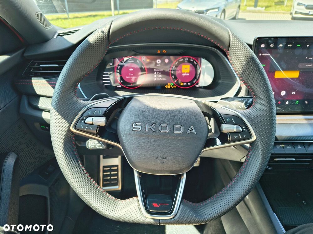 Skoda Octavia 2.0 TSI RS DSG - 24