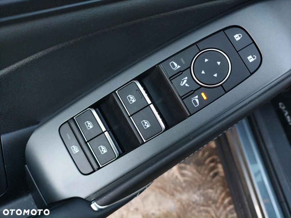 Nissan Qashqai 1.3 DIG-T MHEV N-Connecta Xtronic - 20