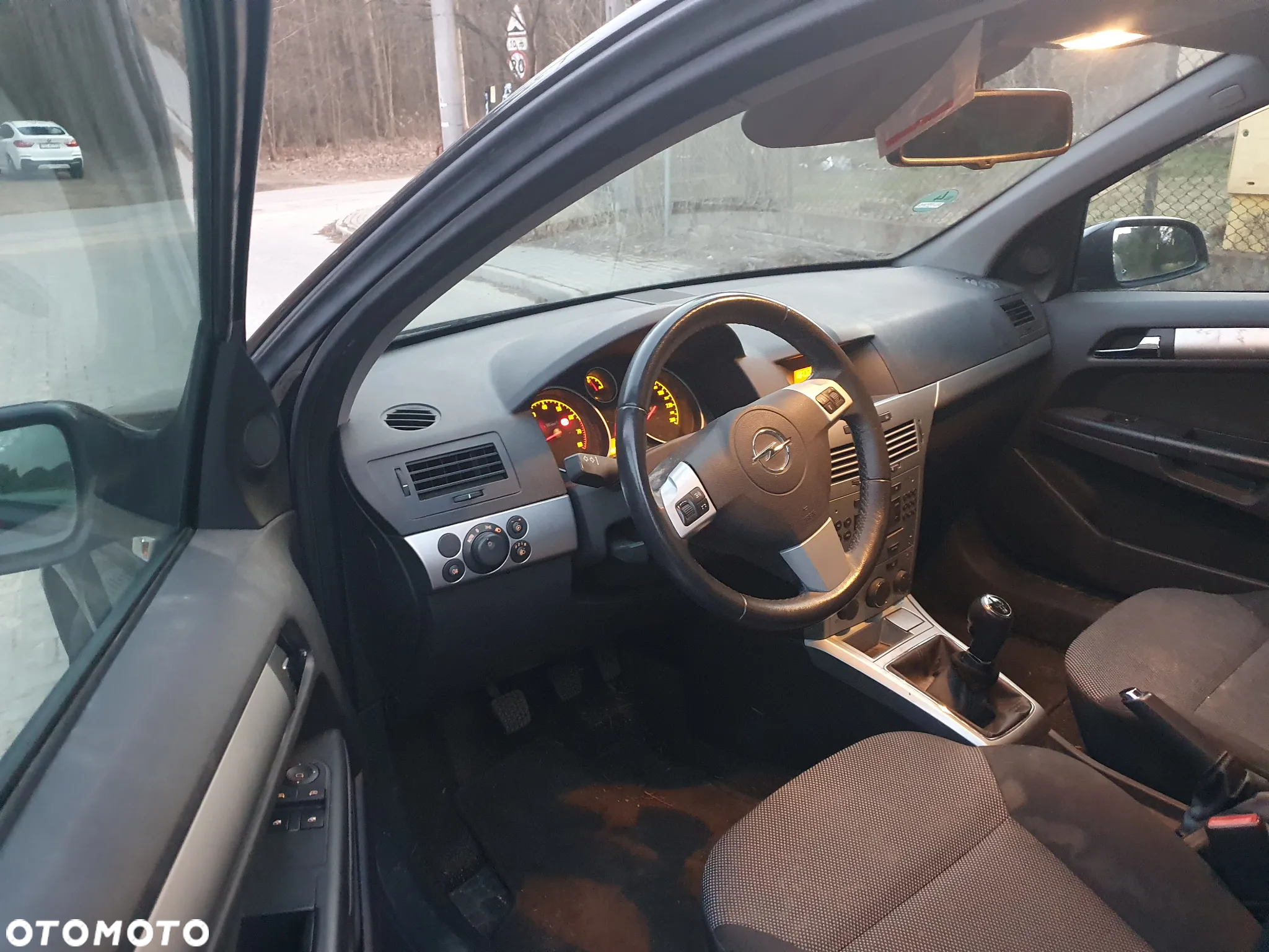 Opel Astra 1.6 Caravan Catch me now - 6
