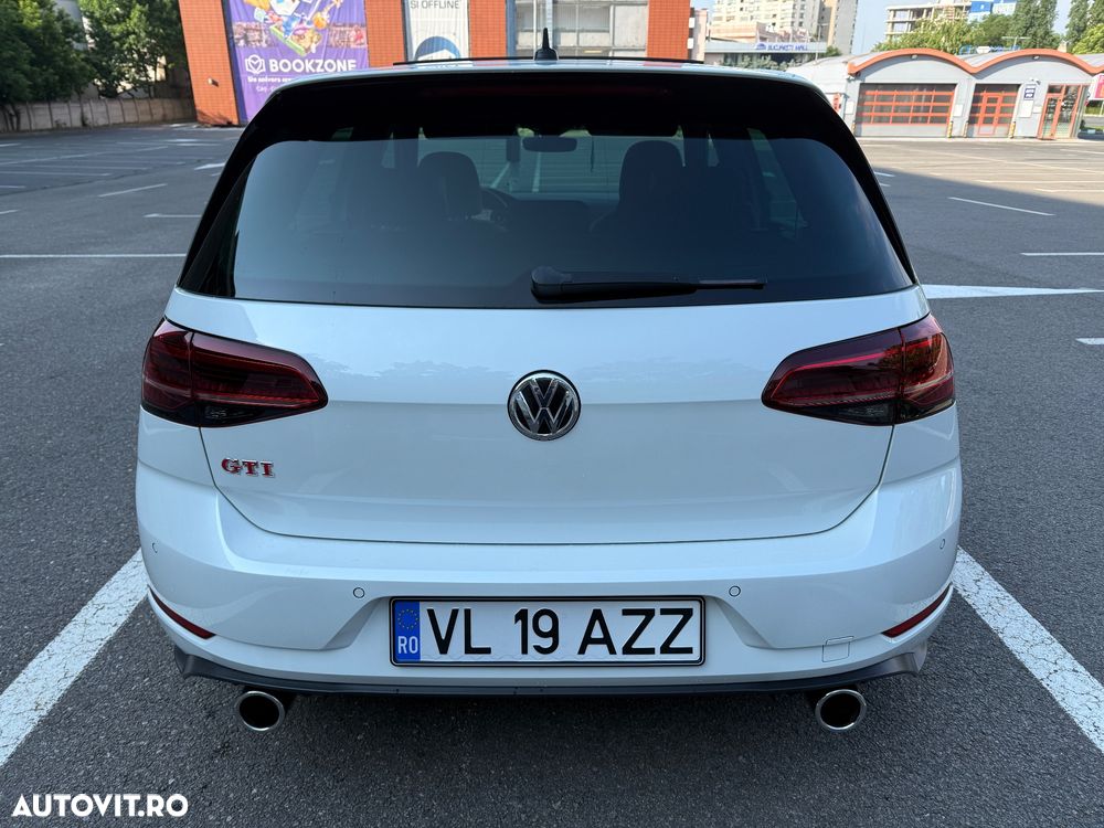 Volkswagen Golf 2.0 TSI DSG GTI Performance - 9
