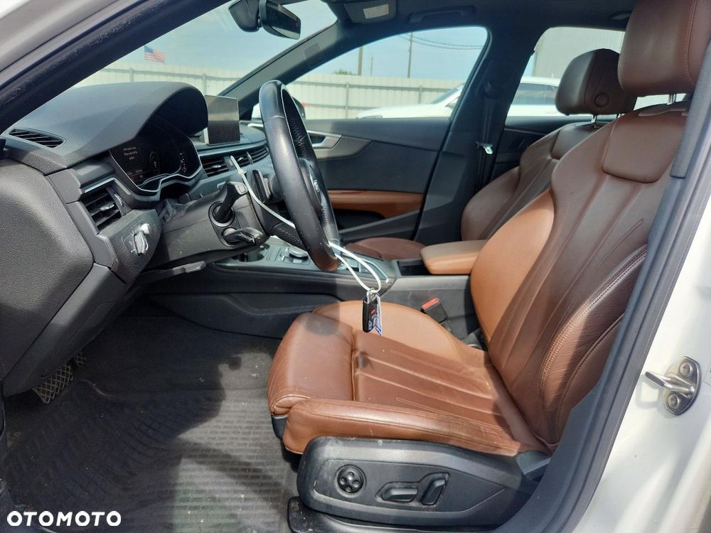 Audi A4 Limousine 45 TFSI quattro S tronic design - 8