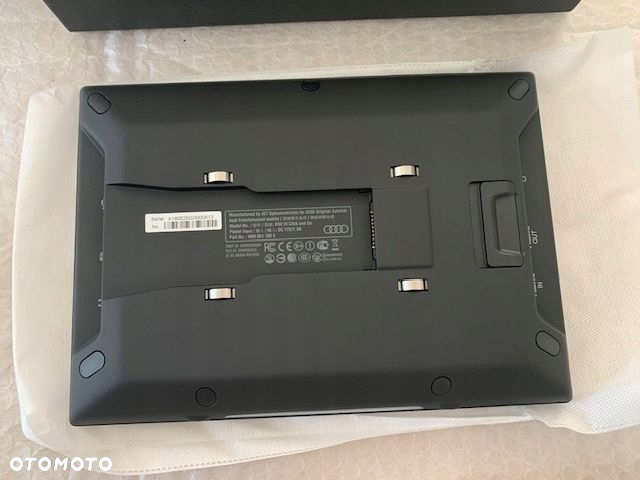 ZESTAW AUDI ENTERTAIMENT MOBILE RSE III 4M0051700F 4M0051700E 2 x NOWE ORG - 16