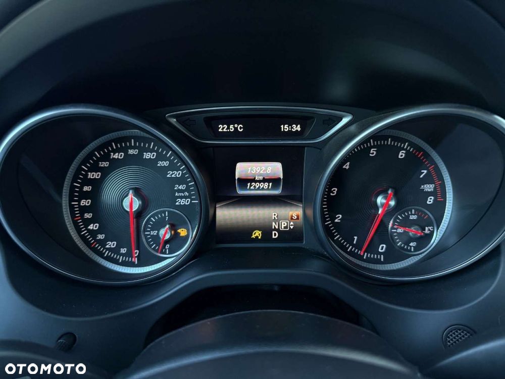 Mercedes-Benz CLA 200 7G-DCT AMG Line - 21