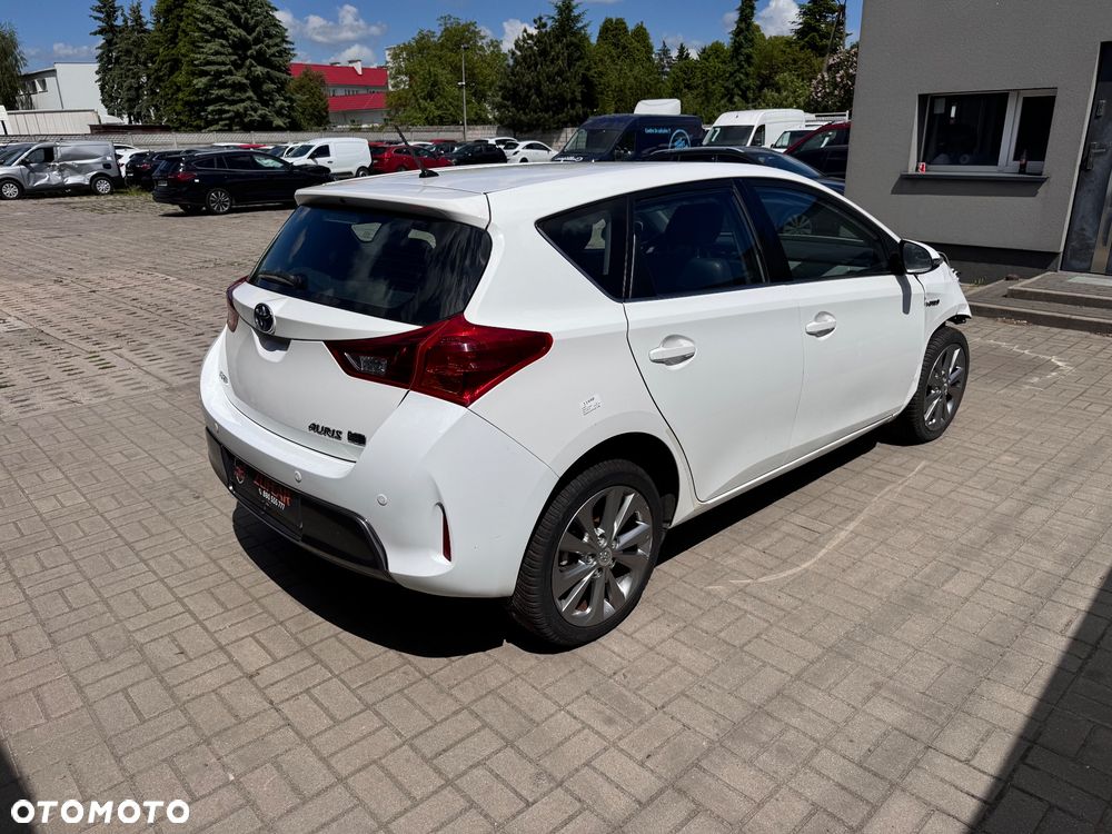 Toyota Auris - 5