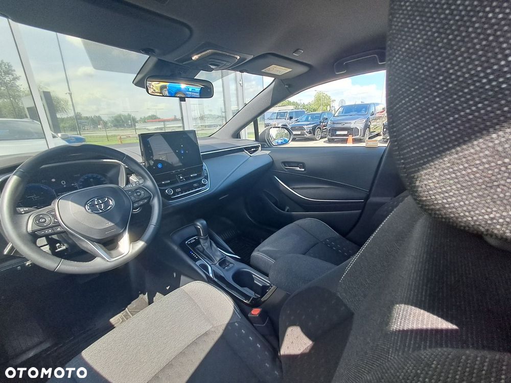 Toyota Corolla 1.8 Hybrid Comfort - 12