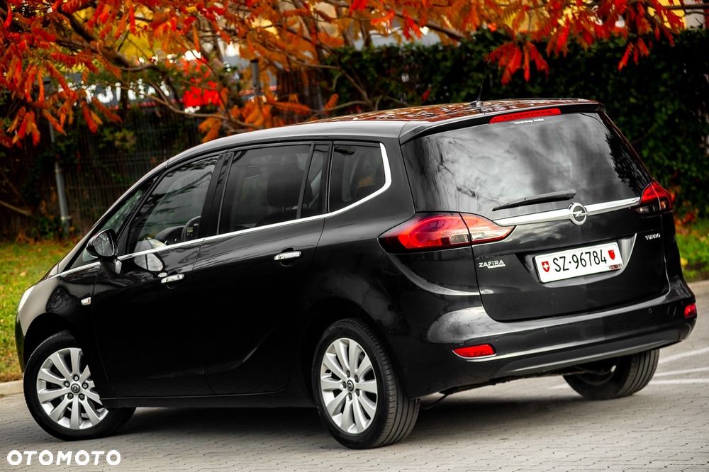 Opel Zafira 1.4 T Cosmo EU6 - 17