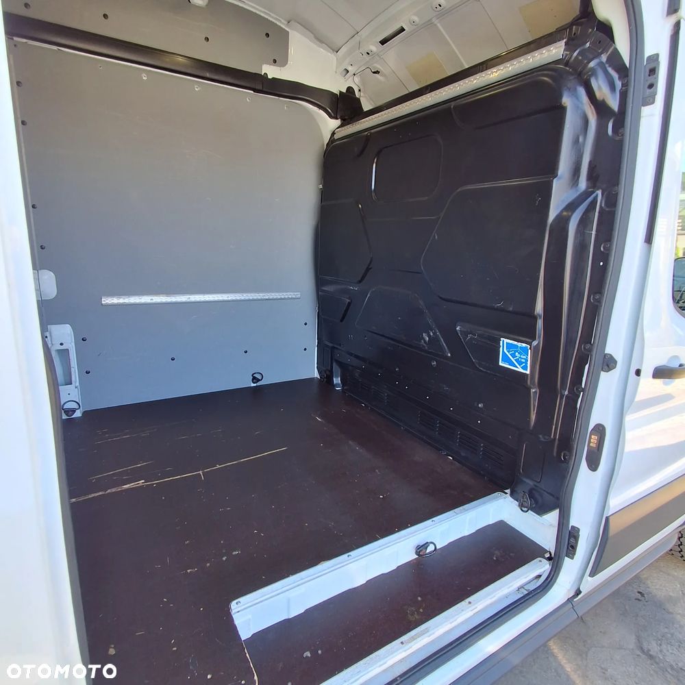 Ford Transit - 24