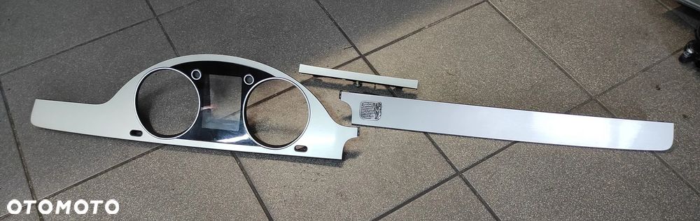 PASSAT B6 LIFT B7 RAMKA DEKOR DESKI OBUDOWA LICZNIKA 3C8858366F - 1