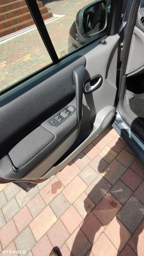 Renault Scenic 1.9 dCi FAP Conquest - 13