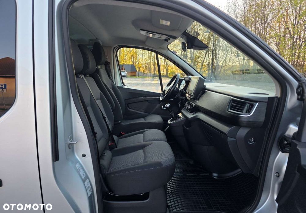 Renault Trafic - 21