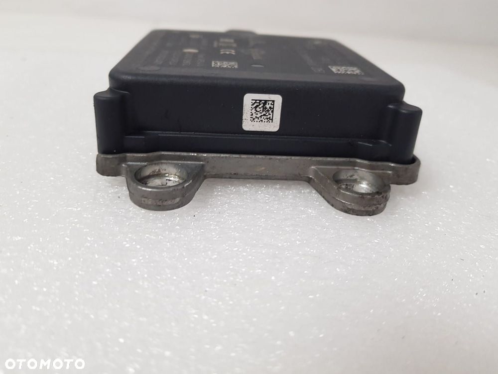 BMW 5 V G30 G31 G32 7 G11 G12 X3 G01 X4 G02 RADAR SENSOR DISTRONIC ACC MOCOWANIE 6892575-02 6892575 - 4