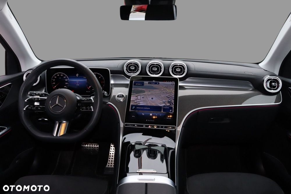 Mercedes-Benz GLC - 11