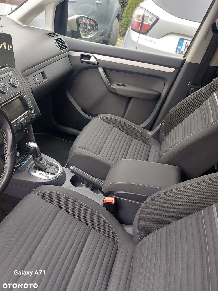 Volkswagen Touran 1.6 TDI DPF DSG Cup - 14