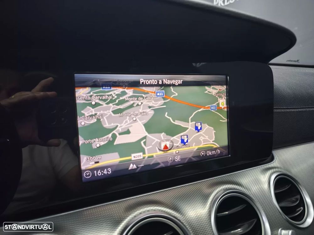 Mercedes-Benz E 220 d 9G-TRONIC AMG Line - 37