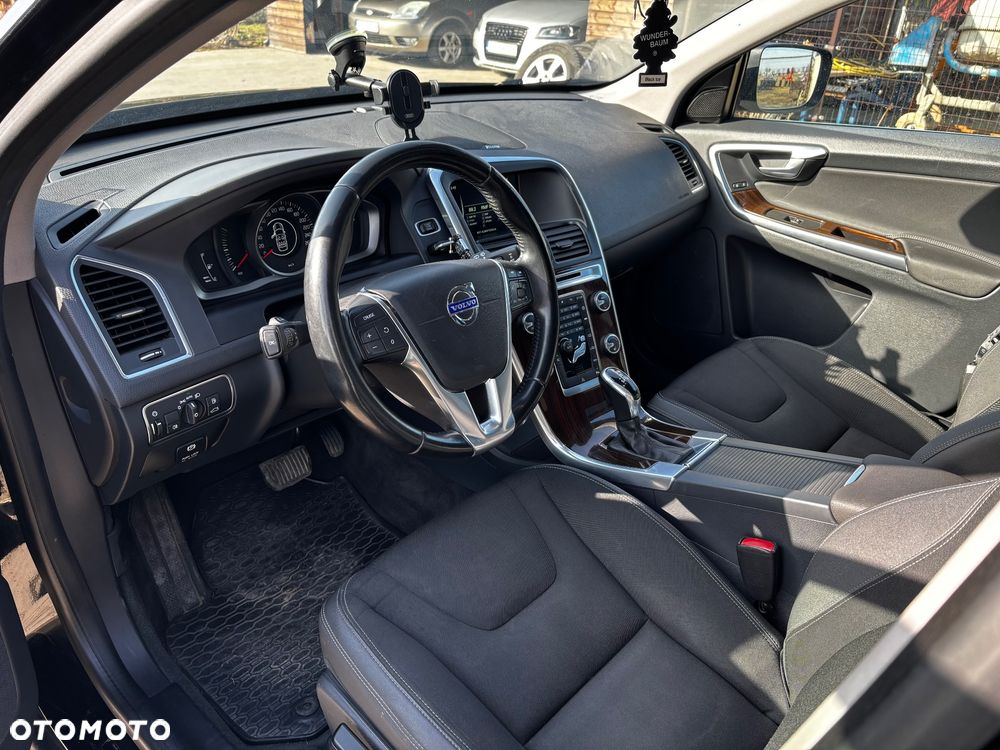 Volvo XC 60 D4 Geartronic Momentum - 7
