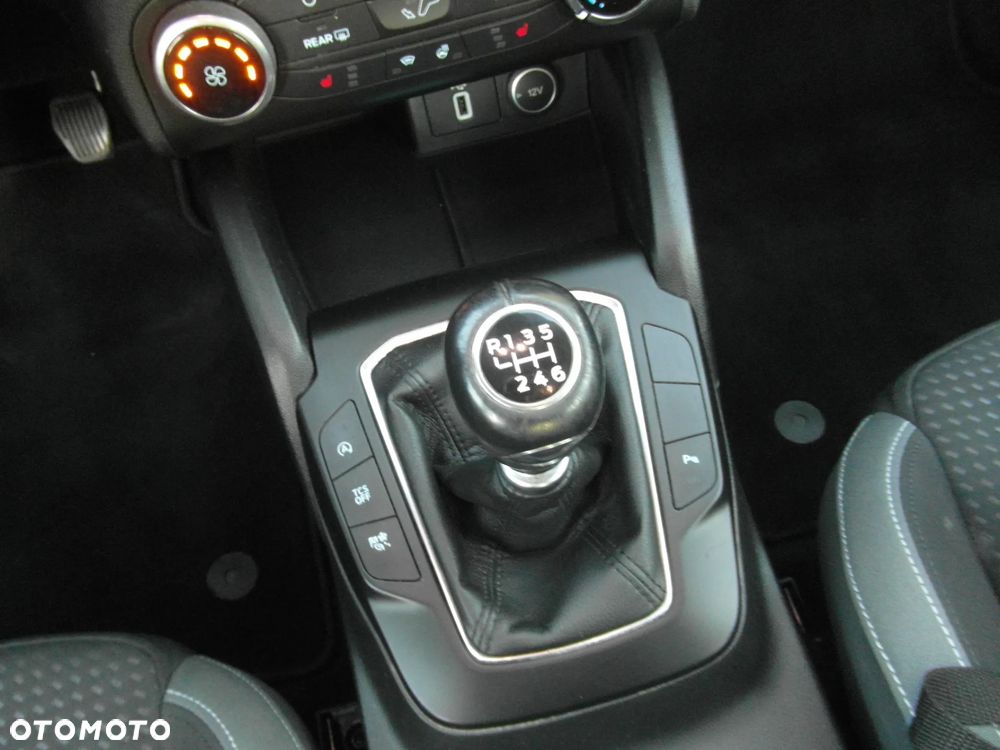 Ford Focus 1.5 EcoBlue Start-Stopp-System COOL&CONNECT - 28
