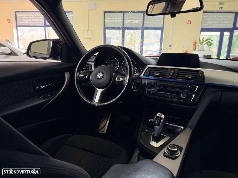 BMW 320 d Auto Pack M - 37