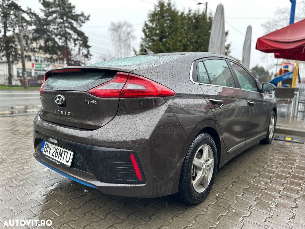 Hyundai IONIQ - 2