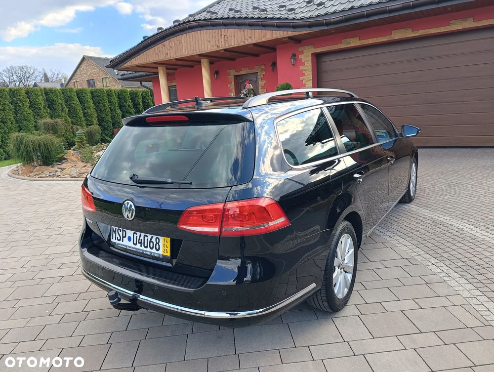 Volkswagen Passat 2.0 Blue TDI SCR Trendline - 17