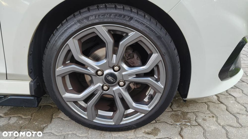 Ford Fiesta - 21
