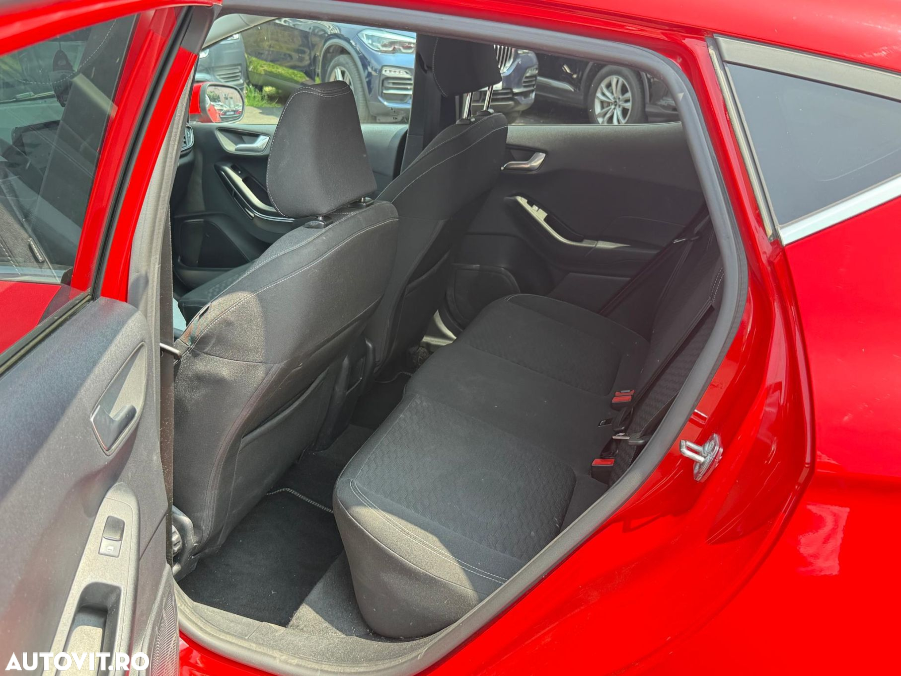 Ford Fiesta - 12