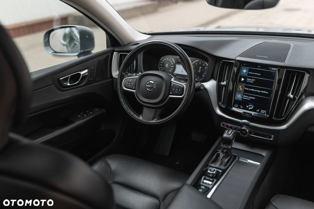 Volvo XC 60 T6 AWD Geartronic Momentum - 15