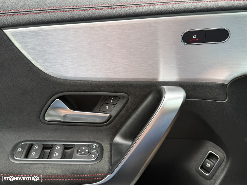 Mercedes-Benz CLA 200 d Shooting Brake AMG Line Aut. - 36