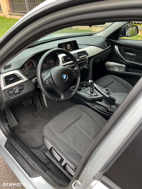 BMW Seria 3 318d Advantage - 3