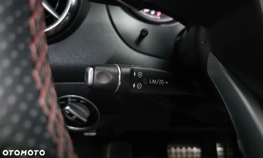 Mercedes-Benz CLA - 20