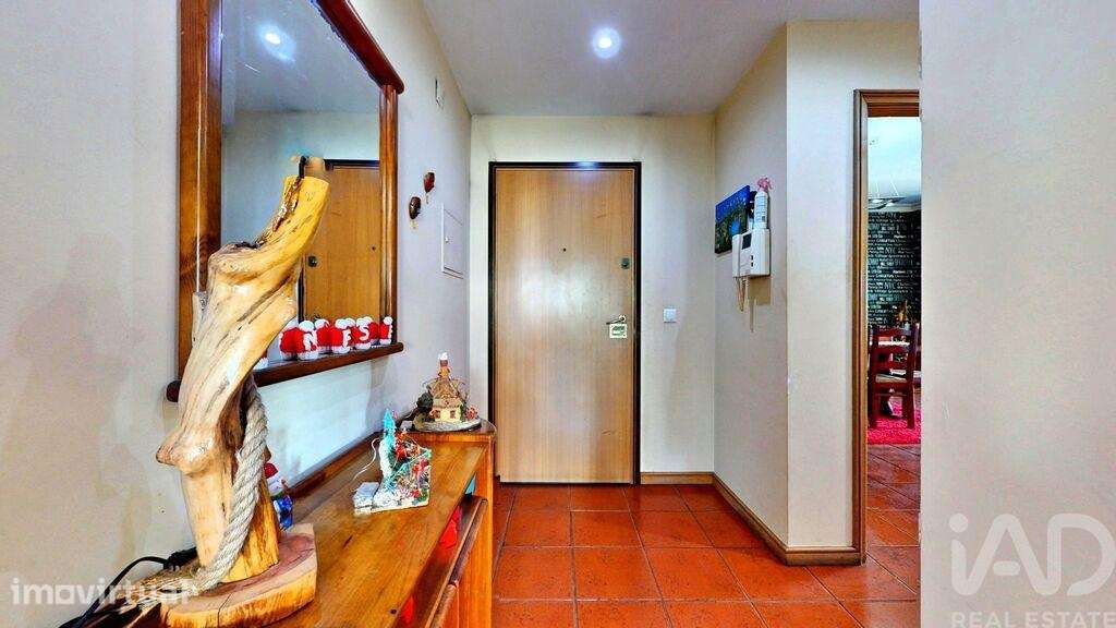 Apartamento T2 em Águas Santas de 94 m2 - Grande imagem: 3/28