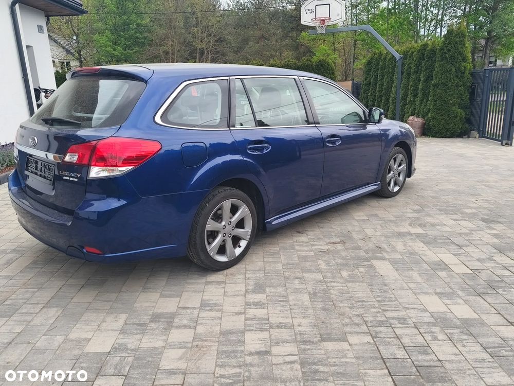 Subaru Legacy - 4