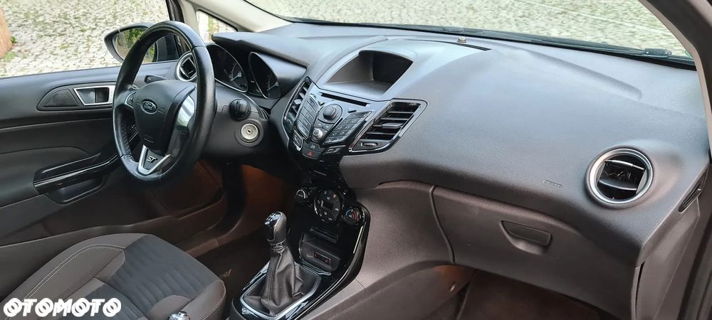 Ford Fiesta 1.0 EcoBoost Start-Stop ST-LINE - 18