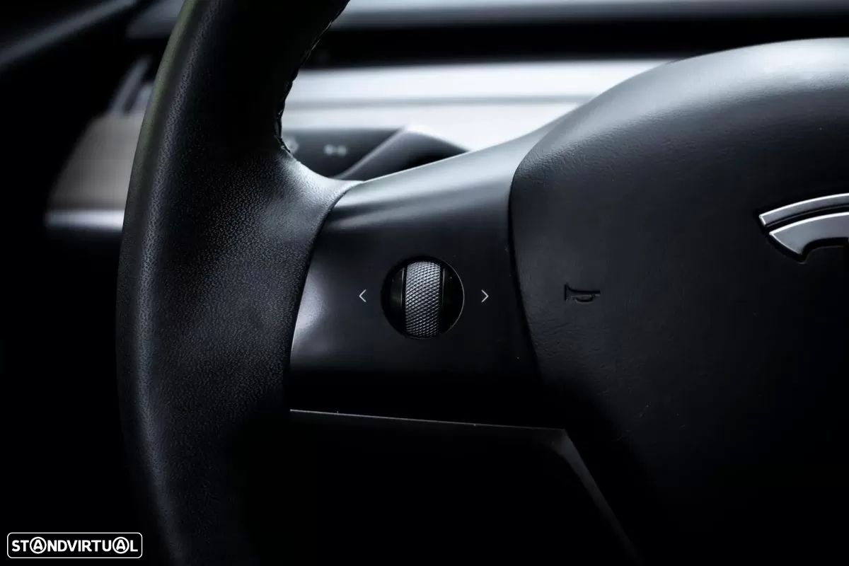 Tesla Model 3 Performance Dual Motor AWD - 13
