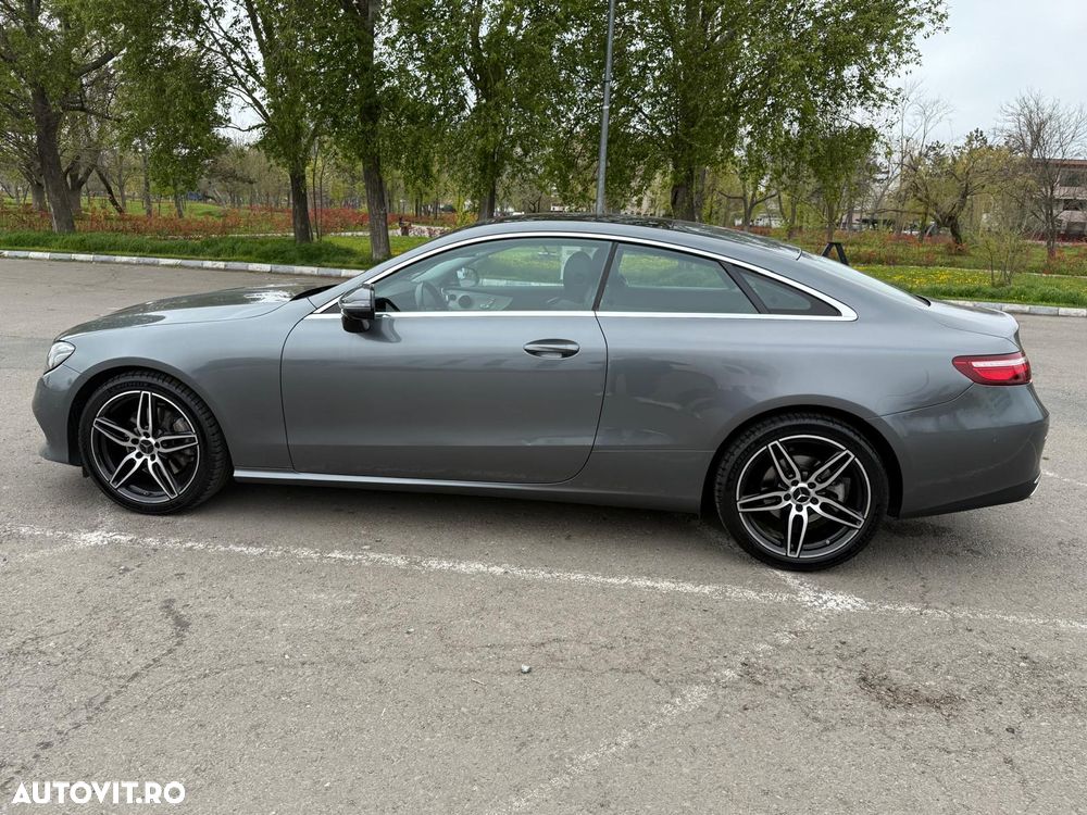 Mercedes-Benz E 220 d 4MATIC Aut. - 4