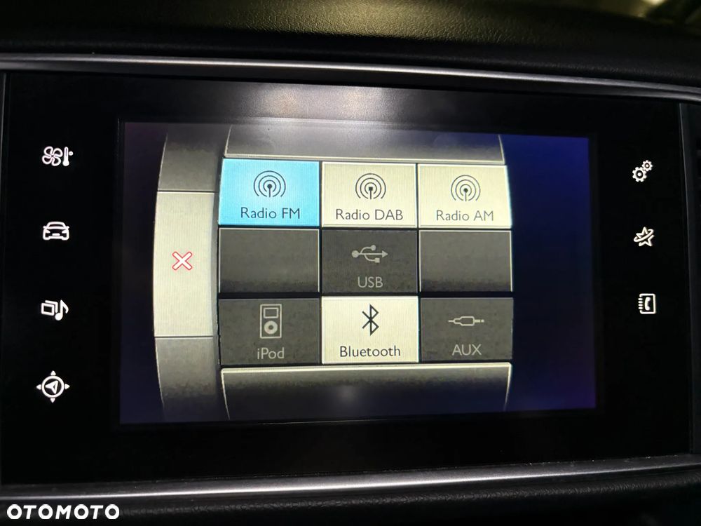 Peugeot 308 1.6 BlueHDi Allure S&S - 18