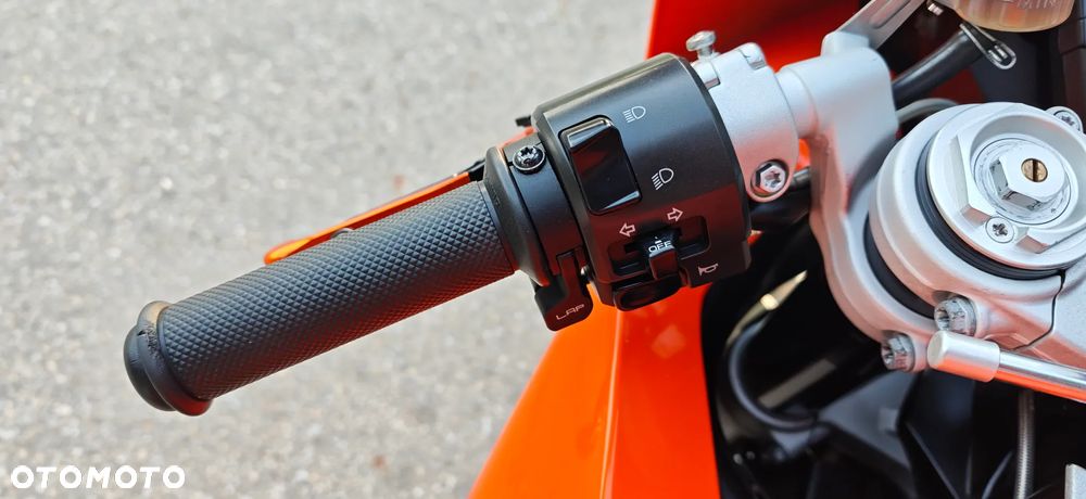 KTM RC 8 - 20