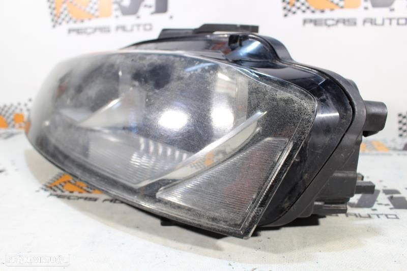 Ótica / Farol Esquerdo Audi A3 (8P1)  8P0941003ak / 1Lj009648 / 8P0 94 - 4