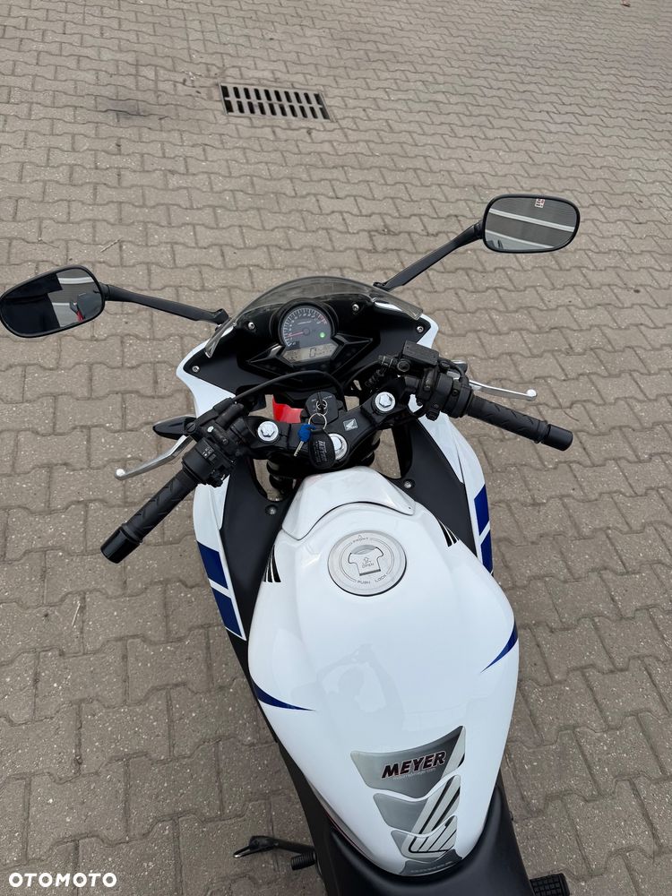 Honda CBR - 6