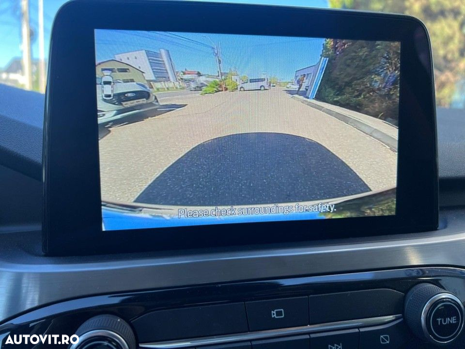 Ford Kuga - 16