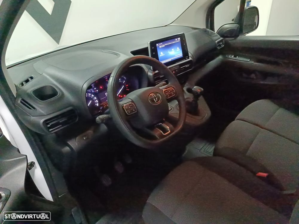 Toyota PROACE-CITY 1.5D L1 CONFORT IVA/DEDUTIVEL - 12