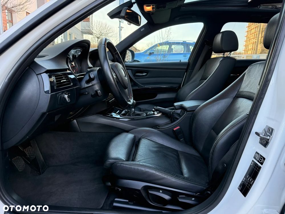 BMW Seria 3 320d Efficient Dynamics Sport Line - 21