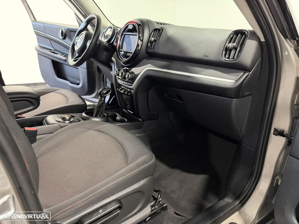 MINI Countryman Cooper SE ALL4 Auto - 40