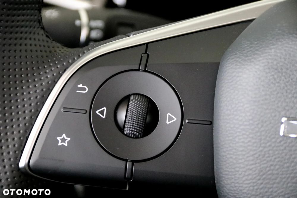 BAIC 5 Beijing 1.5T Business DCT - 18