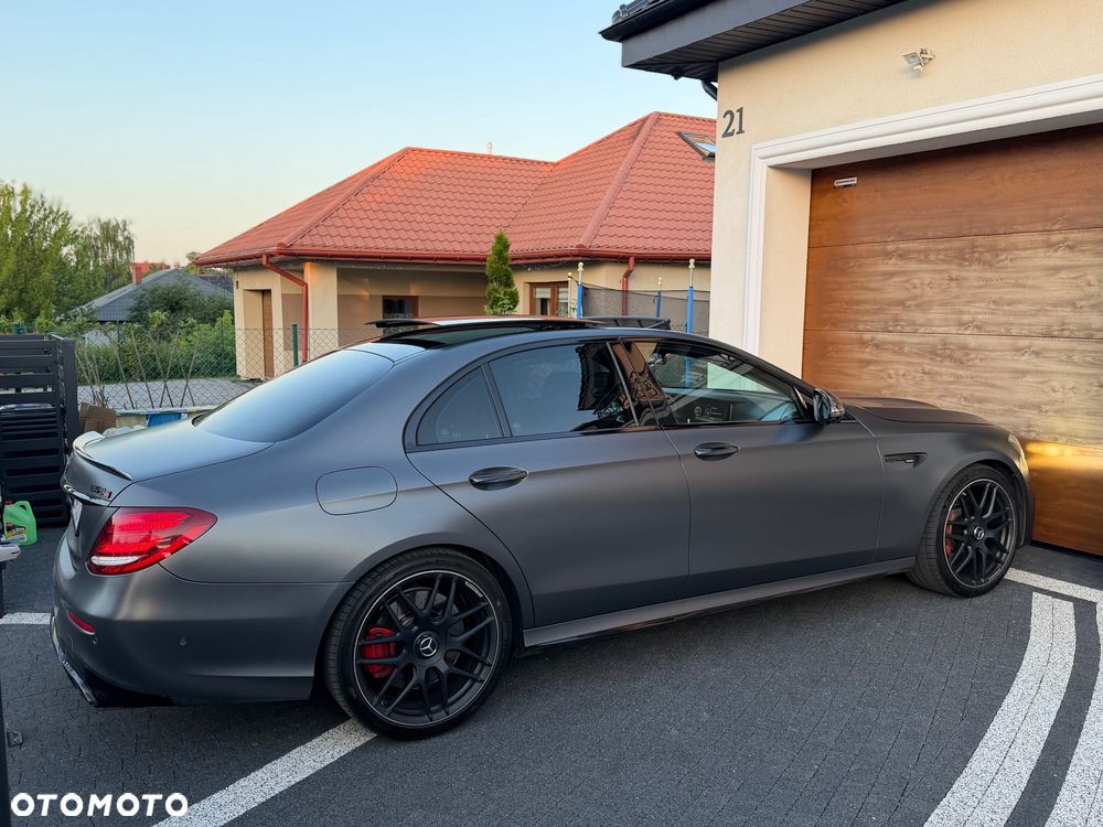 Mercedes-Benz Klasa E AMG 63 S 4Matic+ AMG Speedshift MCT-9G - 5