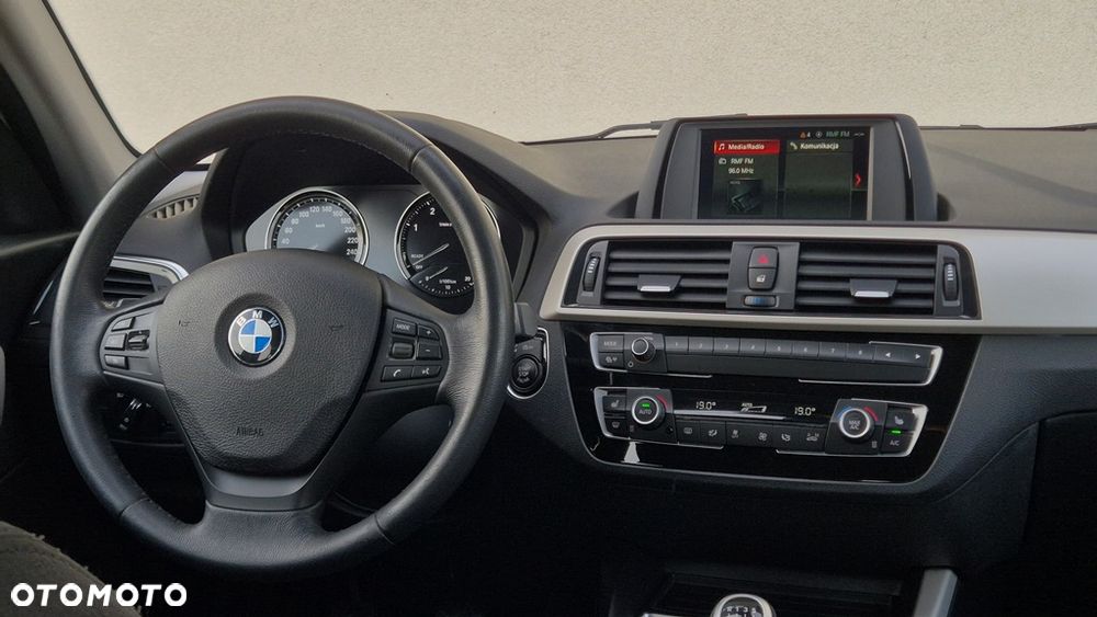 BMW Seria 1 116d Sport Line Shadow - 16