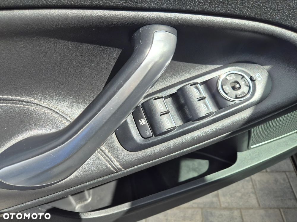 Ford Mondeo 2.0 TDCi Business Edition - 23