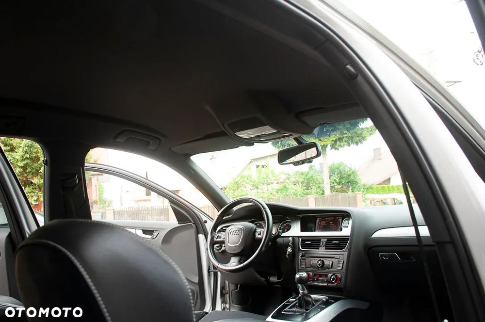 Audi A4 Avant 2.0 TDI DPF S line Sportpaket - 24
