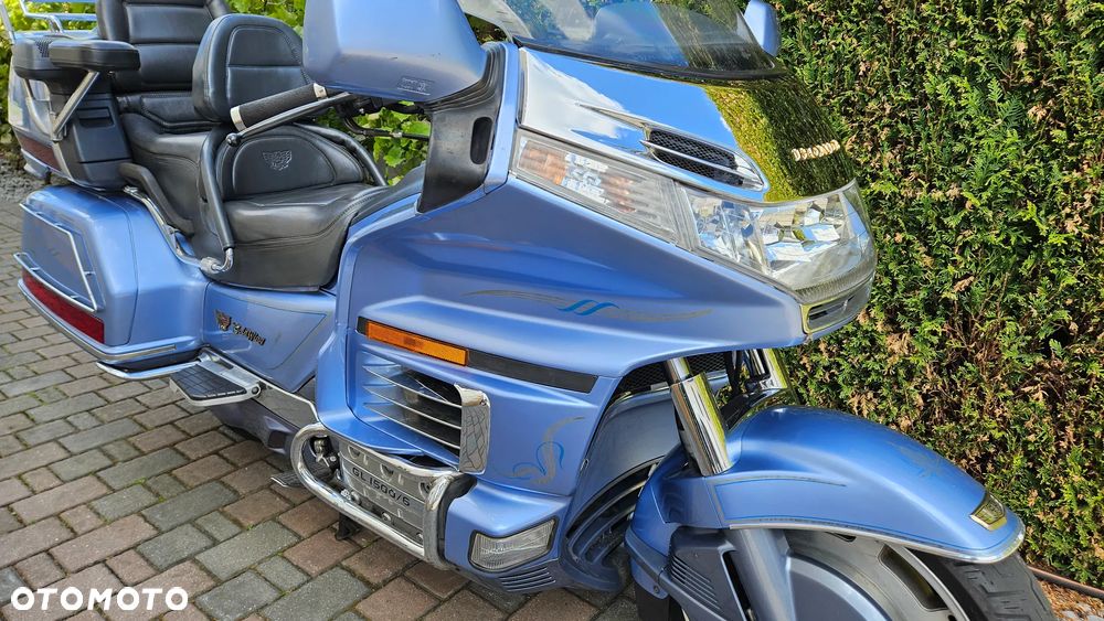 Honda GL - 11