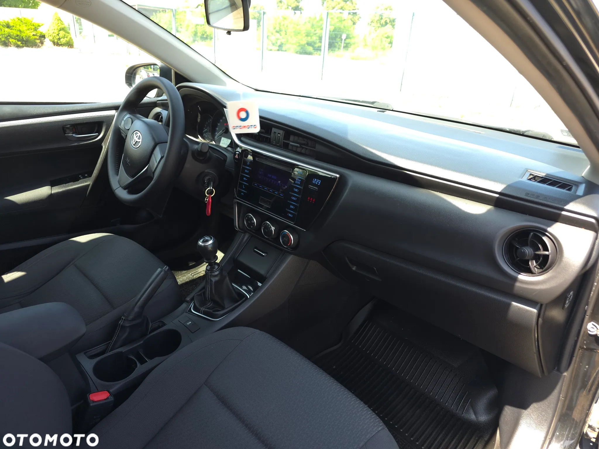 Toyota Corolla 1.6 Active EU6 - 14